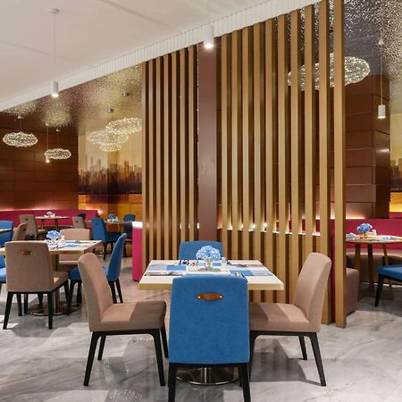 Novotel Guangzhou Baiyun Airport - Canton Fair Free Shuttle Bus & Official Registration Agency Buitenkant foto